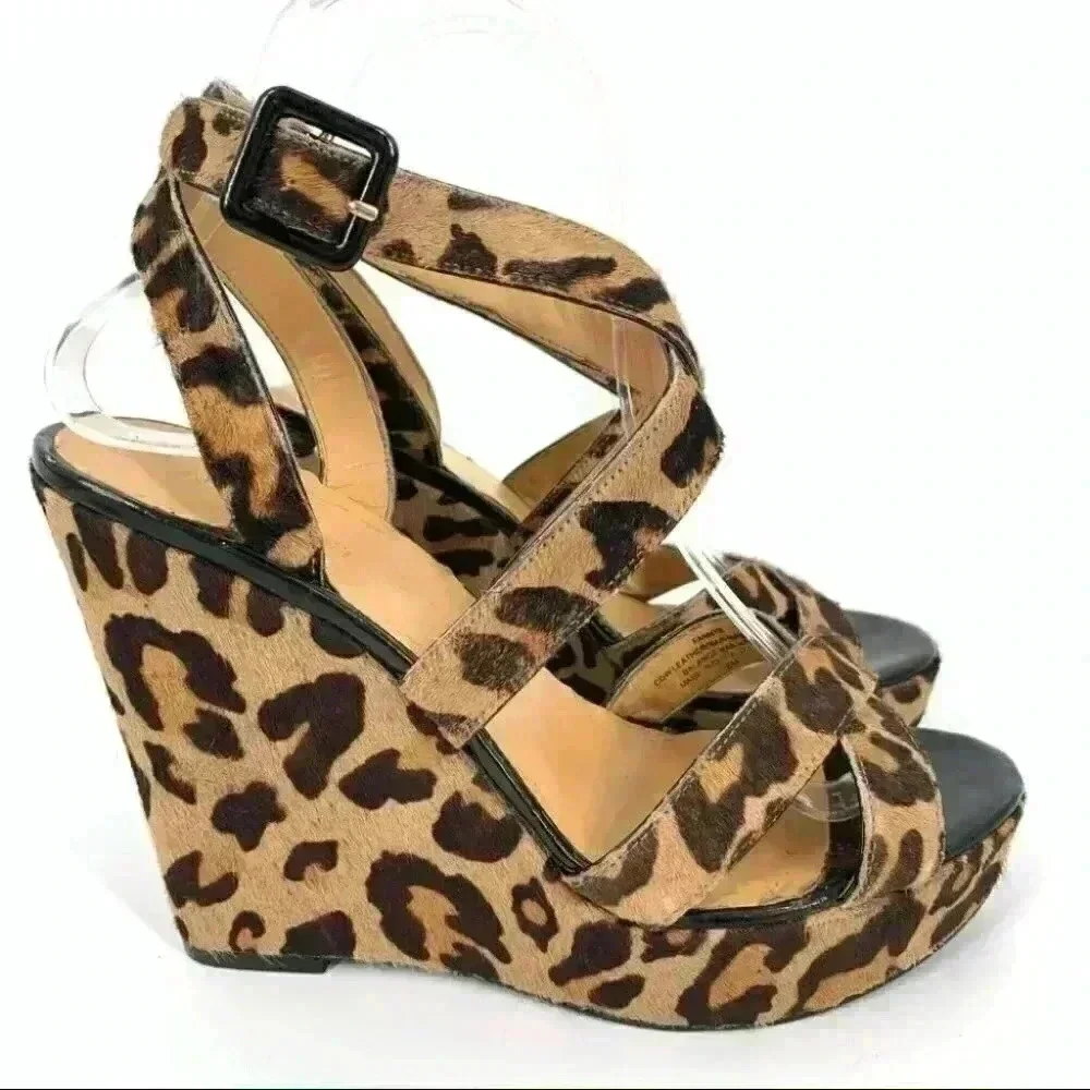 Nine West womens Fannyr heels size 8 brown cheetah calf hair platform wedges